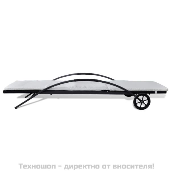 Шезлонг с шалте и колелца, черен полиратан