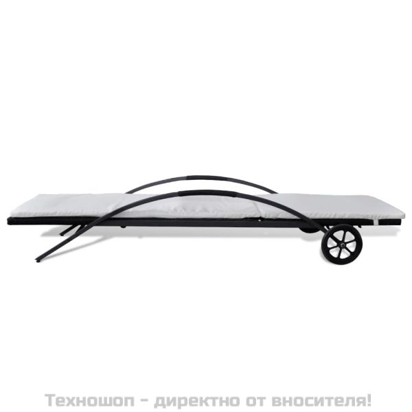 Шезлонг с шалте и колелца, черен полиратан