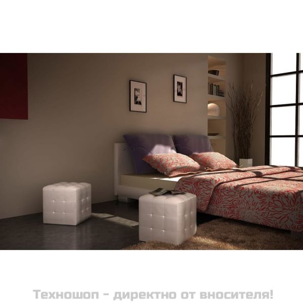 Кубични табуретки, бели