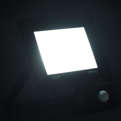 LED прожектор със сензор, 50 W, студено бяло