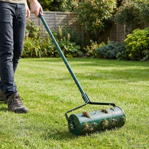 Валяк за трева с дръжка и клипси за аератор Зелен 128 x 38 см