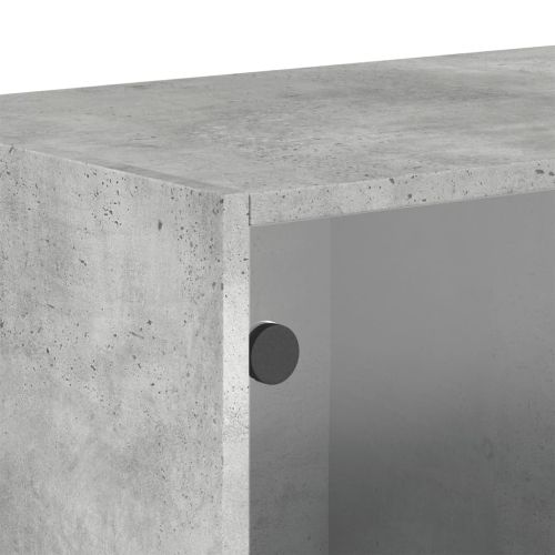 Стенен шкаф със стъклени врати, бетонно сив, 68,5x37x35 см