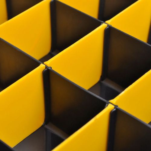 Комплект кутии за съхранение на инструменти и аксесоари