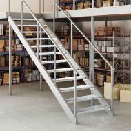 Решетъчно стъпало 90x24x7 см поцинкована стомана