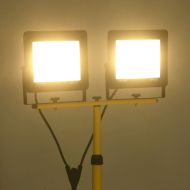 LED прожектор със статив, 2x100 W, топло бяло