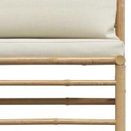 Градински среден диван с кремавобели възглавници бамбук