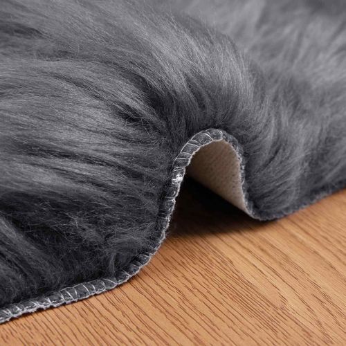 Изкуствен овчи килим Tafalla Антрацит 60 x 90 cm Полиестер
