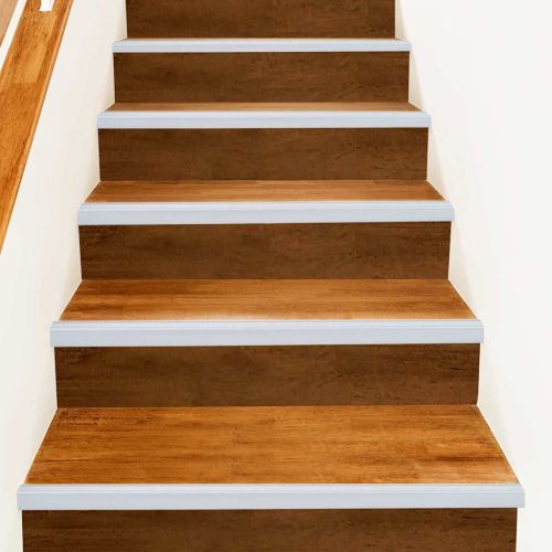 Профили за ръбове на стълби 10 pcs Сребрист 67 x 3.5 x 3 см