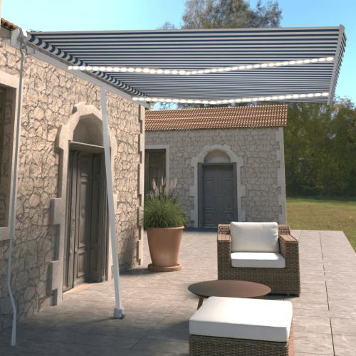 Ръчно прибиращ се сенник с LED, 350x250 см, синьо и бяло