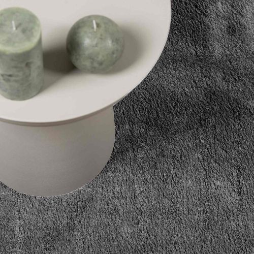 Килим с среден косъм, мек и подходящ за пране HUARTE Антрацит