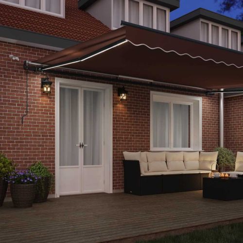 Автоматично прибираща се тента с LED, кафяв, 500x300 см